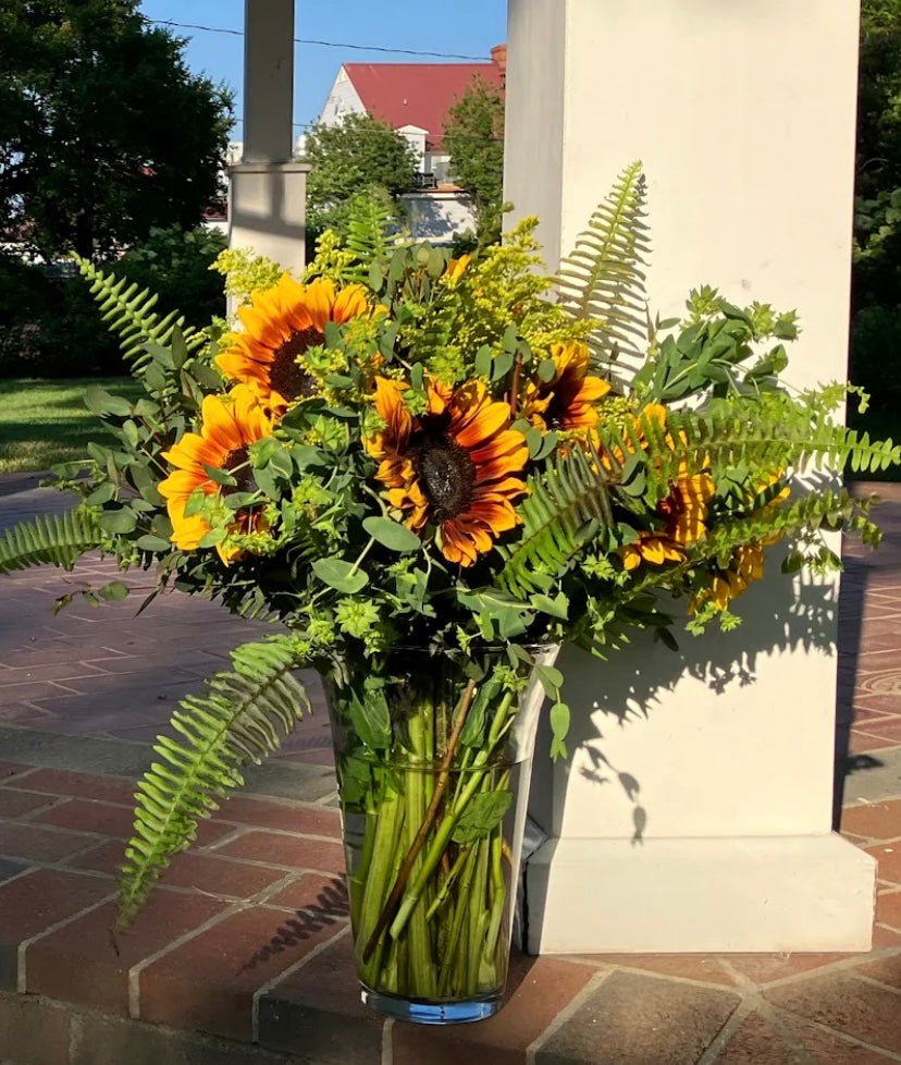 SHORT VASE of FLOWERS